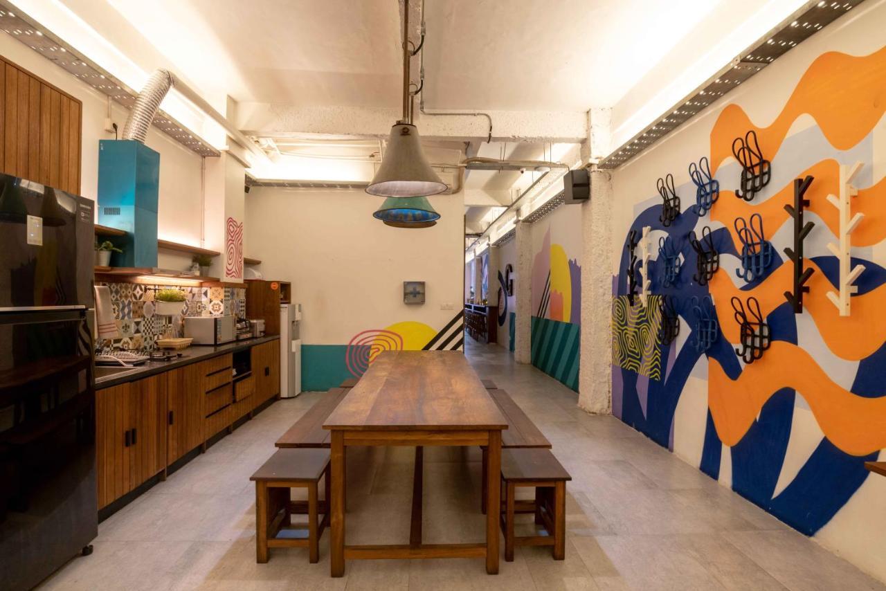 M Boutique Hostel Legian Kuta Lombok Eksteriør bilde
